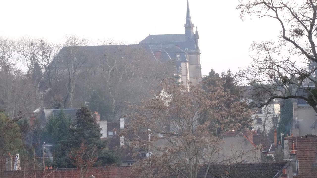Studio Moderne Avec Jolie Vue 穆兰 外观 照片